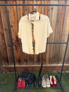 EXPOSE Cream Short-Sleeve Shirt with Black-and-Gold Trim